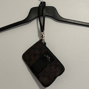 AUTHENTIC Coach Leather Wristlet